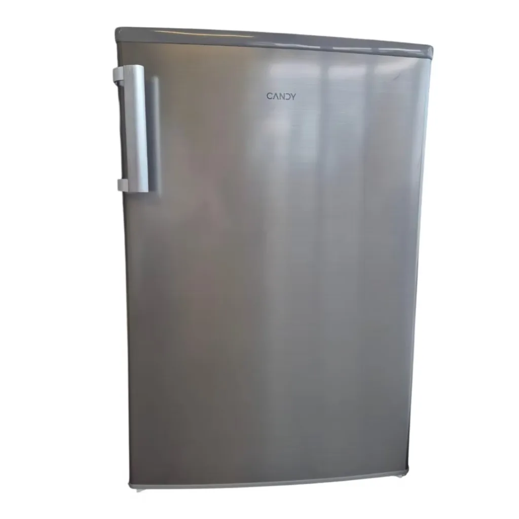 Refrigerator with freezer