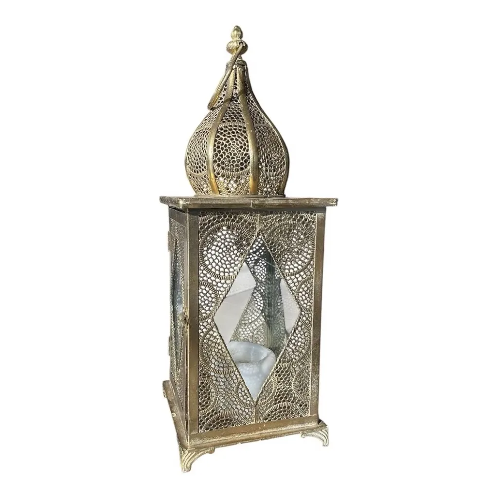 Gold candlestick